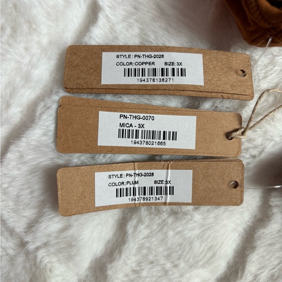 SKIMS 3x Panties Bundle 3/$28 - Picture 2 of 2